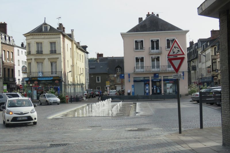 gauche